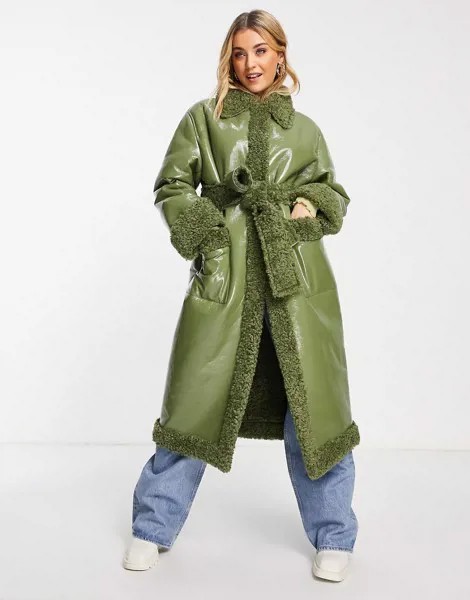 Виниловое пальто макси с искусственным мехом цвета хаки ASOS DESIGN-Зеленый цвет