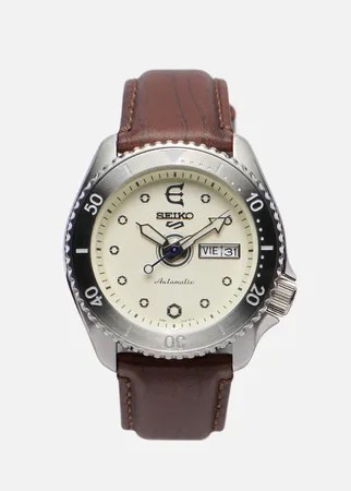 Наручные часы Seiko x Evisen Skateboards SRPF93K1S Seiko 5 Sports, цвет коричневый