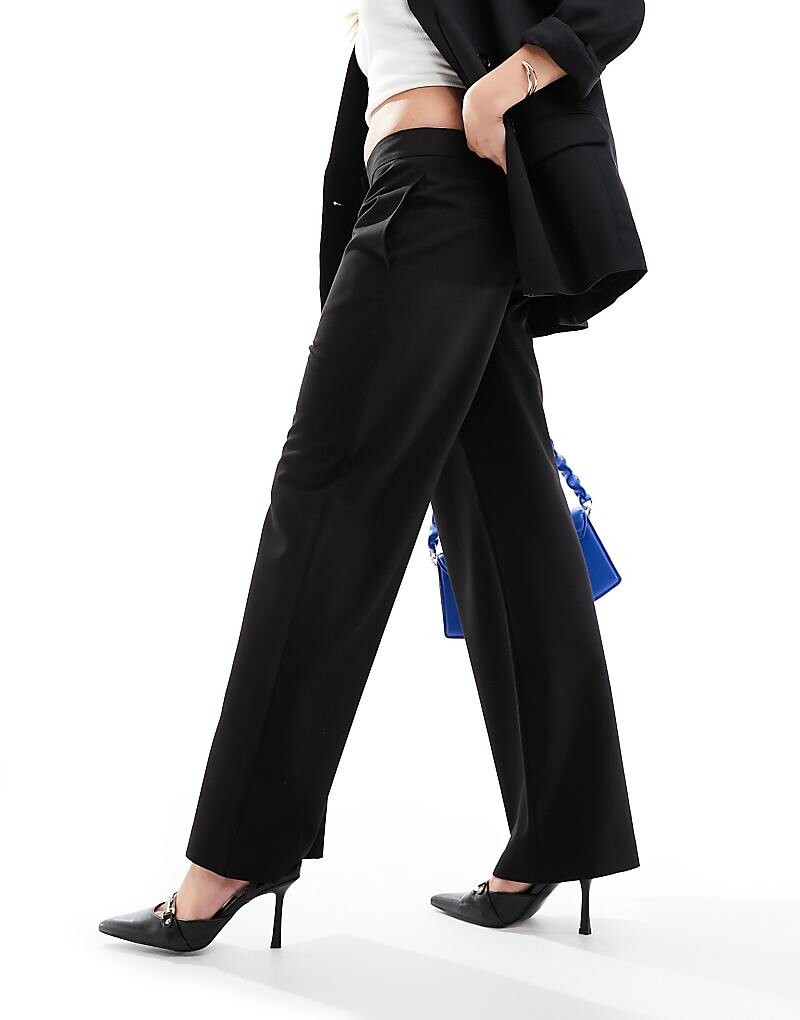 ASOS DESIGN – Черные брюки прямого кроя со средней посадкой на талии