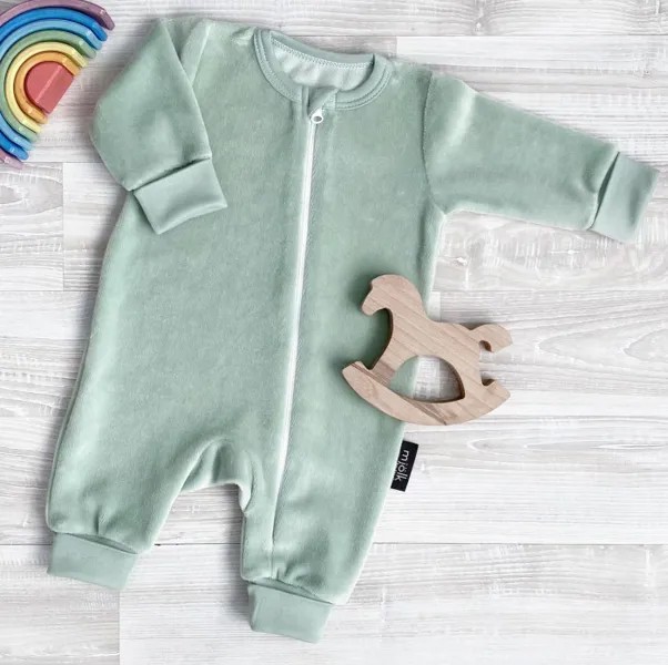 Mjolk Велюровый комбинезон с открытой ножкой Sleep and Play