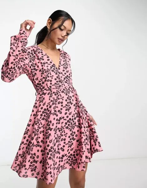 Гламурное розовое мини-платье с длинными рукавами, черными ромашками, V-образным вырезом и поясом Glamorous