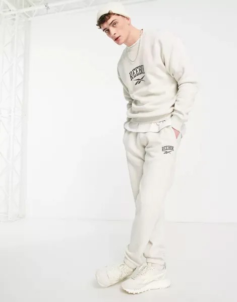 Овсяные джоггеры Reebok Vintage — эксклюзивно для ASOS