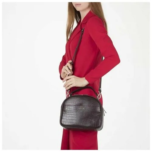 Сумка женская, 2 отдела на молнии, 2 наружных кармана, длинный ремень, цвет бордовый./В упаковке шт: 1