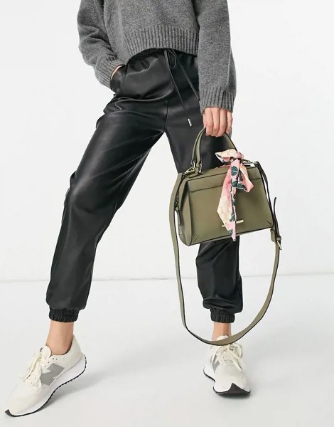 Сумка цвета хаки через плечо с шарфиком Steve Madden Reese-Зеленый цвет