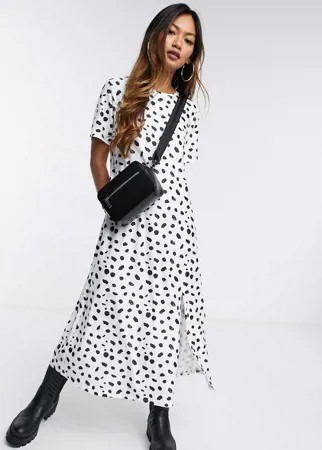 Белое платье-футболка миди в стиле oversized с принтом Urban Threads-Многоцветный
