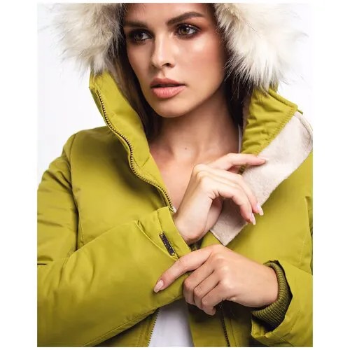 Парка женская на овчине DASTI Montblanc Lime Long 48 размер