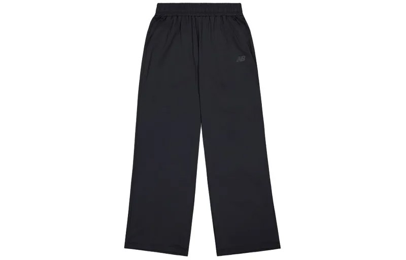 Трикотажные спортивные штаны женские черные New Balance
