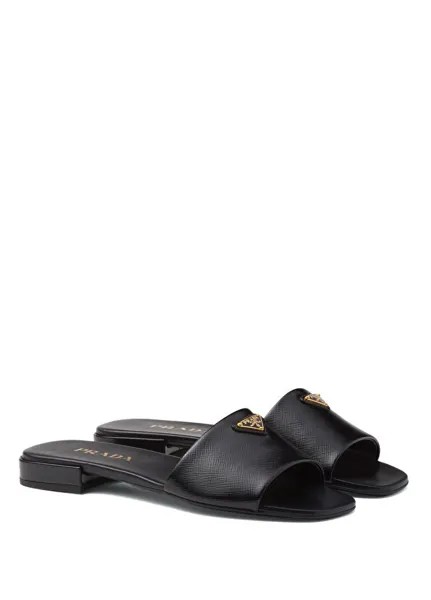 Тапочки из сафьяновой лакированной кожи Prada, черный