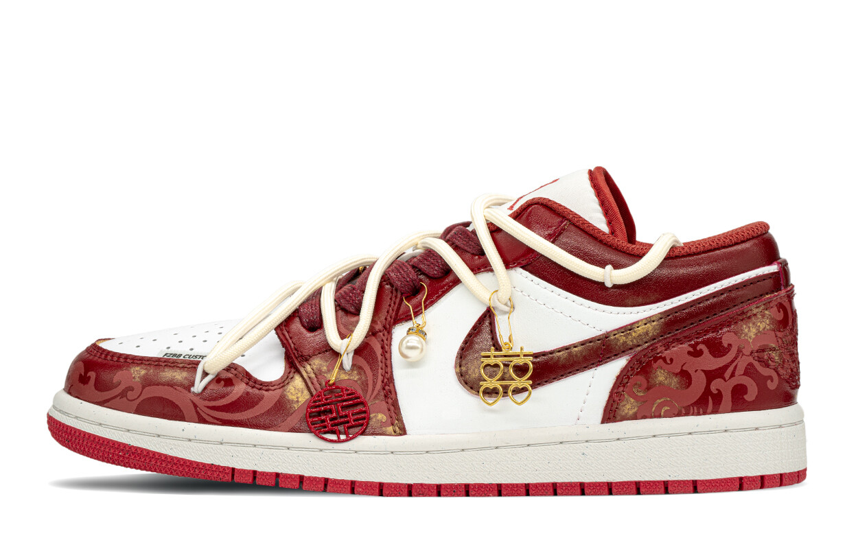Кроссовки Air Jordan 1 Vintage Basketball Shoes Women's Low-top Red/Gold, золотой