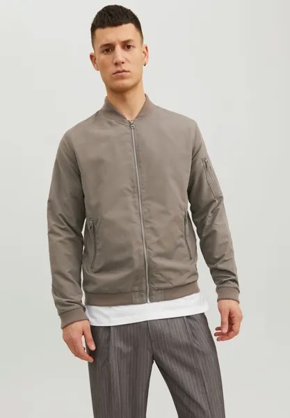 Бомбер Chaquetas Jack & Jones JJERUSH, цвет light brown