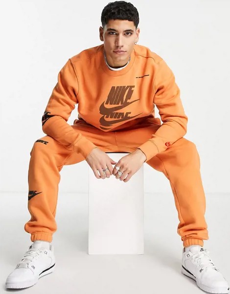Оранжевый флисовый свитшот с логотипом Nike Sport Essentials Multi Futura-Оранжевый цвет
