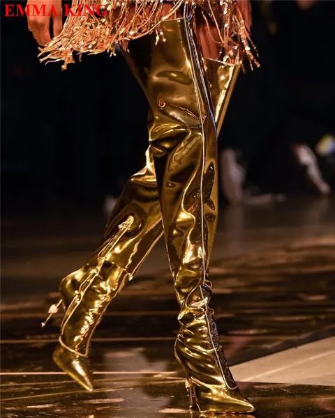 Модные золотые металлические лакированные Кожаные ботфорты, модельные высокие сапоги с острым носком на высоком каблуке, Дизайнерские Длинные рыцарские сапоги