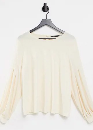 Кремовый свитшот с объемными рукавами Vero Moda Curve-Розовый
