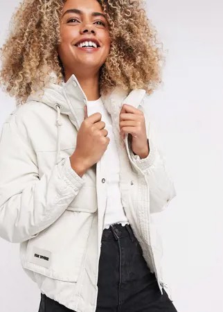 Светло-бежевая короткая парка Bershka-Белый
