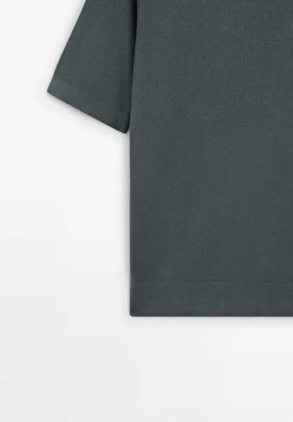 Базовая футболка With Short Sleeves Massimo Dutti, темно-серая