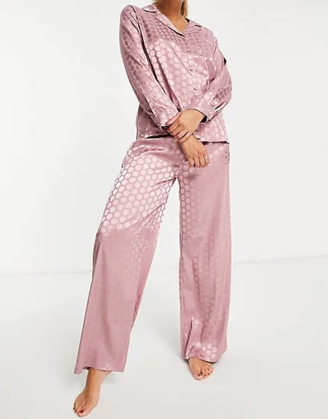 Атласная жаккардовая пижама Lounge Revere розового цвета.