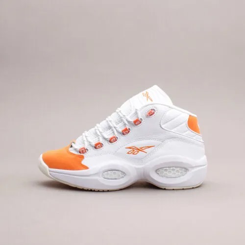 Бело-оранжевые баскетбольные кроссовки Reebok Classics Question Mid Allen Iverson HR1049