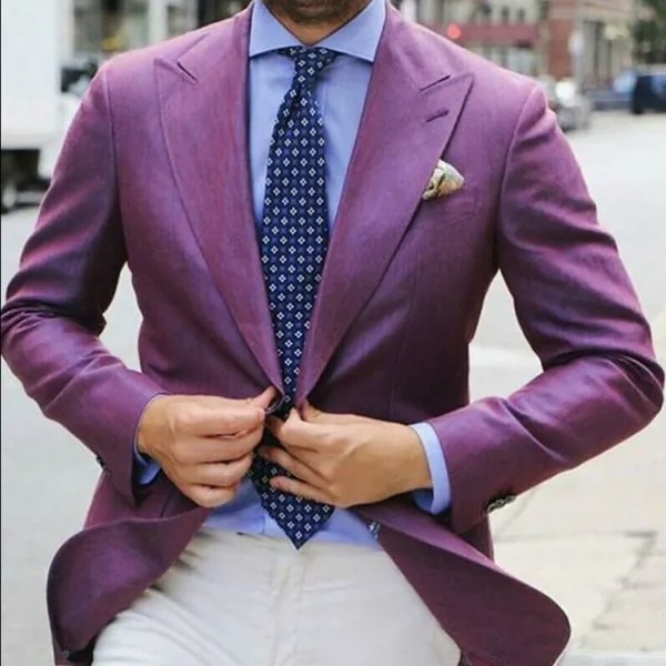 Новейший стиль полиэстер + хлопок фиолетовый мужской костюм Блейзер на заказ крутые Свадебные смокинги пиковые лацканы Индивидуальные