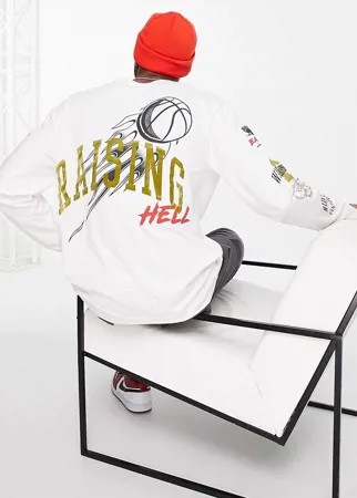 Белый oversized-лонгслив с принтами нв спине и рукаве Topman