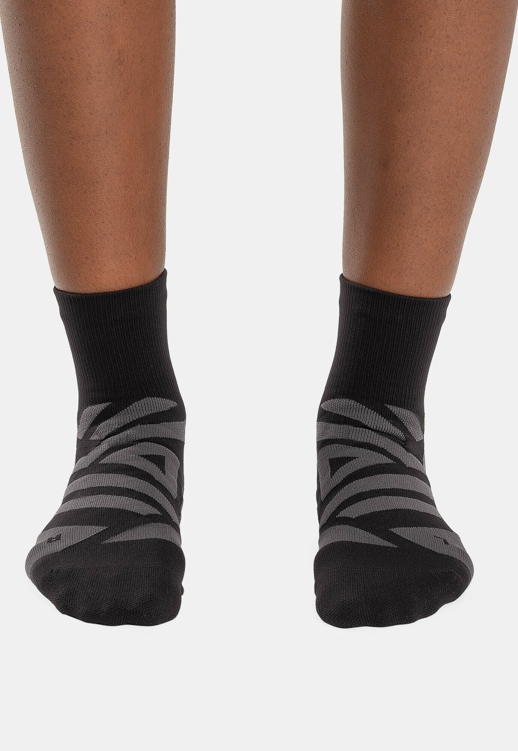 Спортивные носки PERFORMANCE MID On, цвет black shadow
