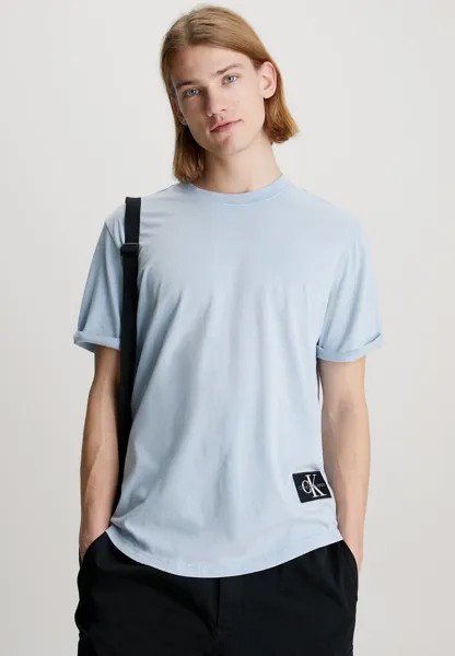 Базовая футболка WASHED MONOLOGO BADGE TEE Calvin Klein Jeans, цвет dusk blue