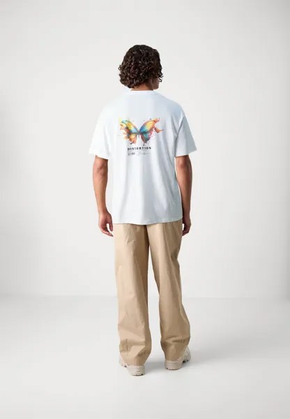 Футболки с принтом JORDISTORTION TEE CREW NECK UNISEX Jack & Jones, белый
