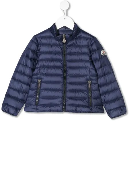 Moncler Enfant пуховик с нашивкой-логотипом