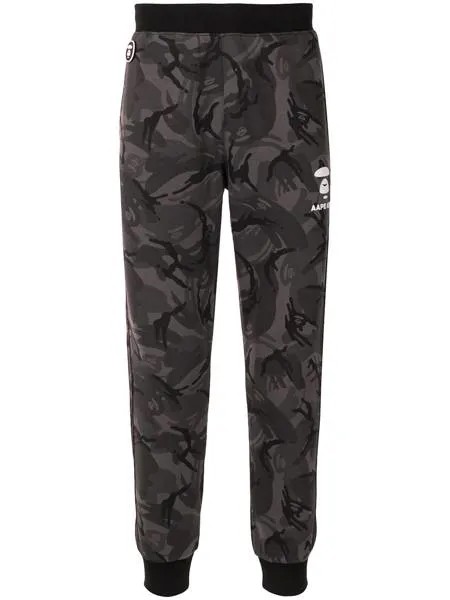 AAPE BY *A BATHING APE® спортивные брюки с камуфляжным узором