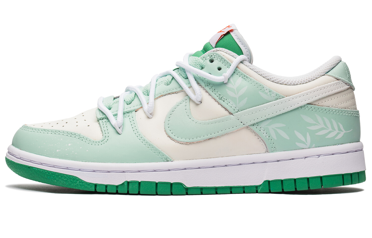 Кроссовки Nike Dunk Skateboarding Shoes Women's Low-top Green, светло-зеленый