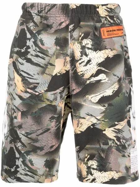 Heron Preston спортивные шорты с камуфляжным принтом, зеленый