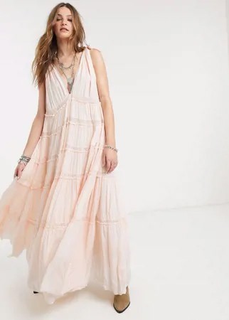 Ярусное платье миди персикового цвета Free People-Розовый