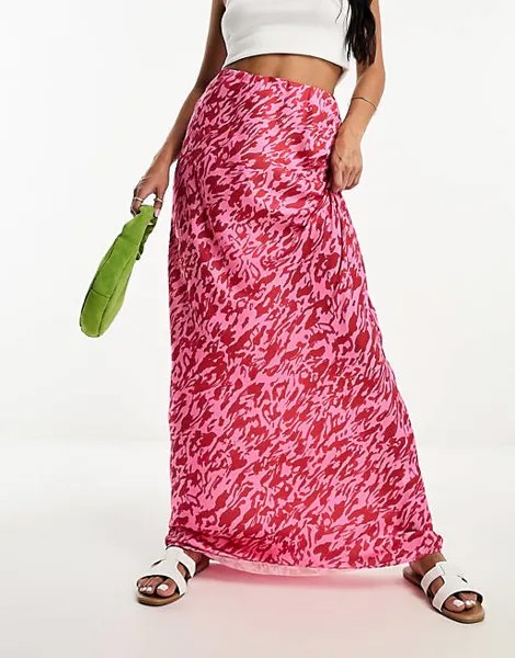 Атласная юбка макси с красно-розовым леопардовым принтом Style Cheat
