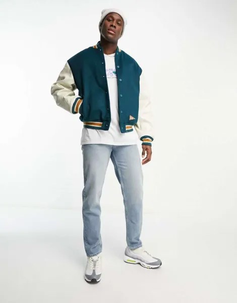 Университетский бомбер кремового и зеленого цвета с логотипом Levi's Coit Letterman