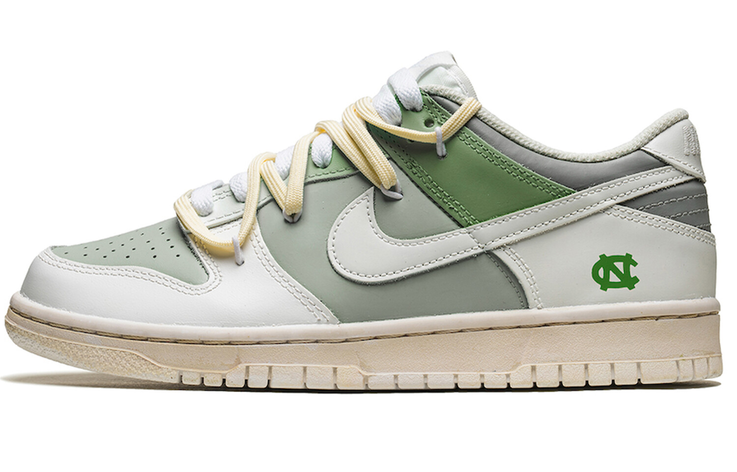 Кроссовки Nike Dunk Skateboarding Shoes Women's Low-top Dusty Green, зеленый