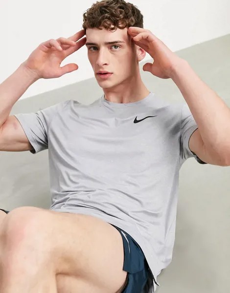Серая футболка Nike Training hyper dry-Серый