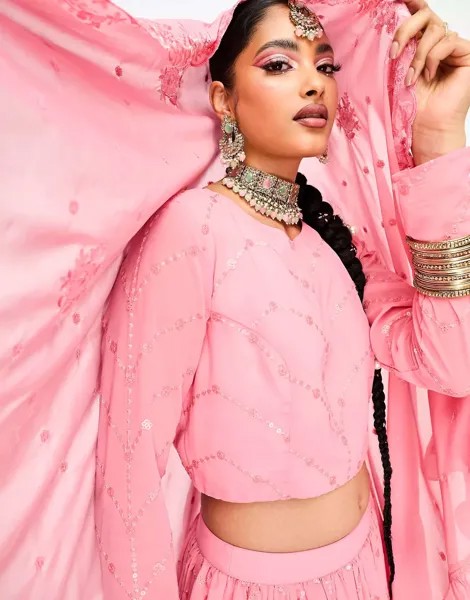 Розовый укороченный топ с длинными рукавами и вышивкой Nesavaali lehenga