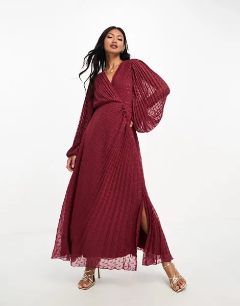 ASOS DESIGN – бордовое плиссированное платье макси с запахом из шифона добби с декоративными пуговицами и металлизированной отделкой