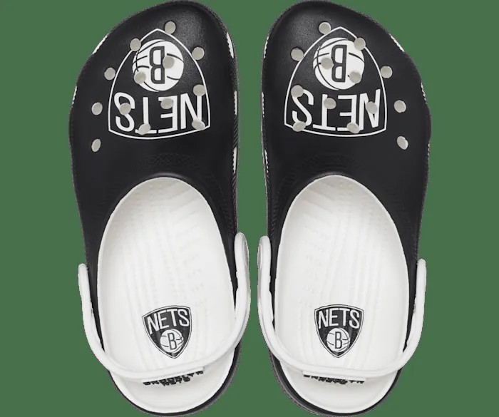 Классические сабо NBA Brooklyn Nets Crocs мужские, цвет White / Black