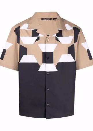 Neil Barrett рубашка с короткими рукавами и геометричным принтом