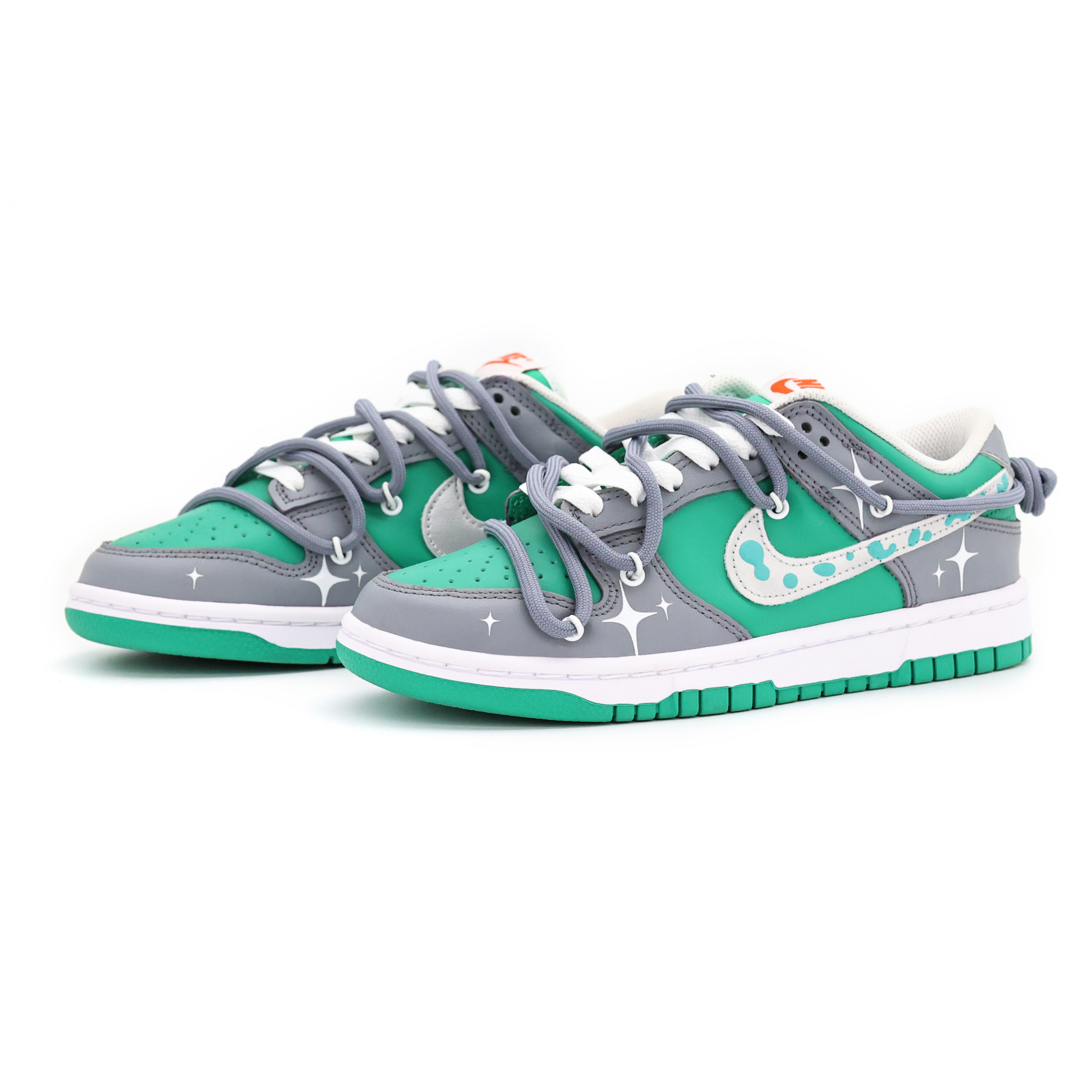 Кроссовки Nike Dunk Skateboarding Shoes Women's Low-top White, зеленый