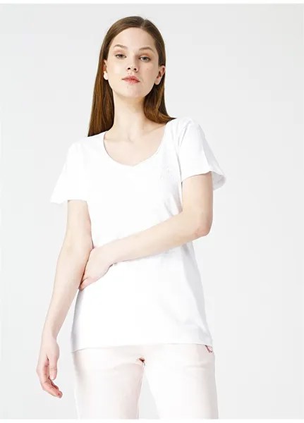 Белая женская футболка Hummel
