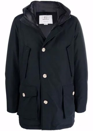 Woolrich пуховик на пуговицах с капюшоном