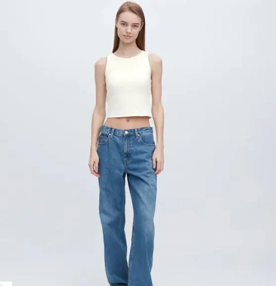 Топ укороченный без рукавов в рубчик Uniqlo Ribbed Cropped Sleeveless Bra, белый