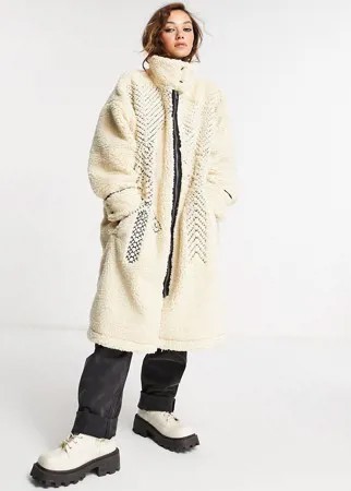 Кремовое пальто из искусственного меха с украшениями Free People Avery-Белый