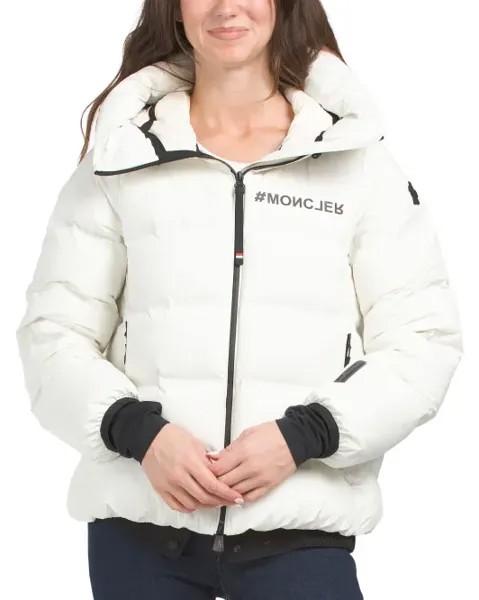 Короткий пуховик Suisses Moncler Grenoble, цвет Bianco