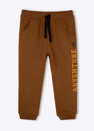 Коричневые спортивные брюки Jogger с принтом Adventure для мальчика Gloria Jeans
