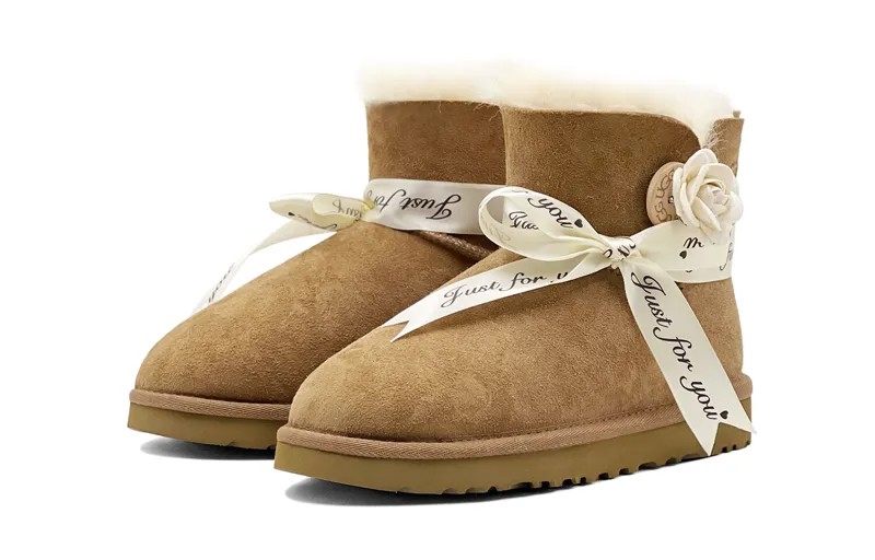 Женские мини-сапоги Bailey Bow II Snow Boots Chestnut Ugg