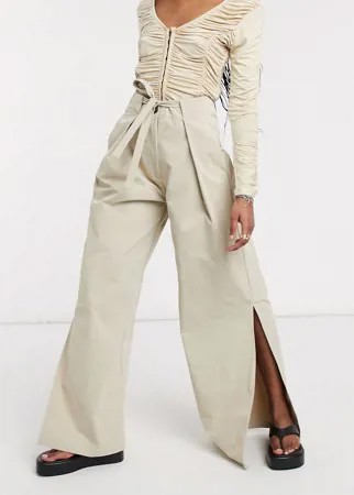 Бежевые широкие брюки со складками, присборенной талией и разрезами Ghospell-Нейтральный