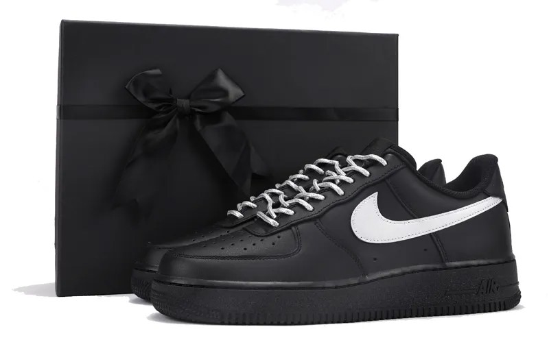 Кроссовки Nike Air Force 1 Skateboarding Shoes Unisex Low-top White/Bicoastal/Photon Dust/Black, серебряный