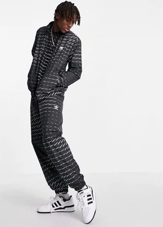 Черная олимпийка с повторяющимся логотипом adidas Originals-Черный цвет